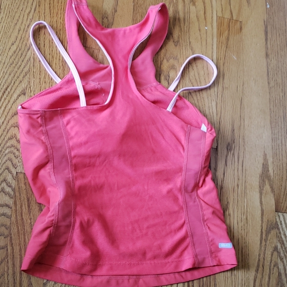 Nike Dri Fit tank top - Picture 3 of 4